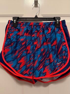 Nike Blue and Red Abstract Athletic Shorts with Brief Liner